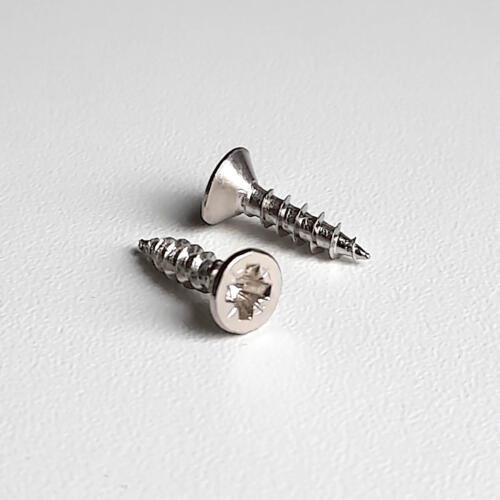 ip20 Schraube Span 3,5/15, Metallschraube zur Verschraubung der Schraubtöpfe „älterer Schraubtopfbänder“ mit Türblättern. Mit Kreuzschlitz.